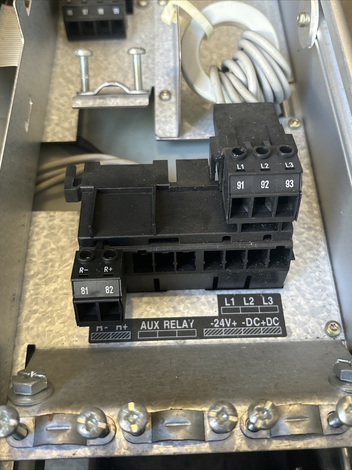 DANFOSS VLT5011PT5C54SBR1DLF00A00C0 VLT 5000 12.2kVa Drive3
