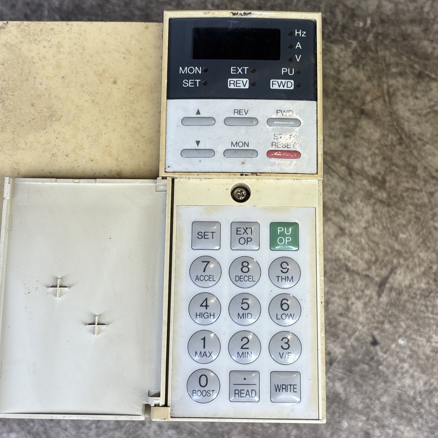 Mitsubishi FR A044 3.7K UL 5.0Hp Frequency Drive with FR PU03E Parameter Unit1