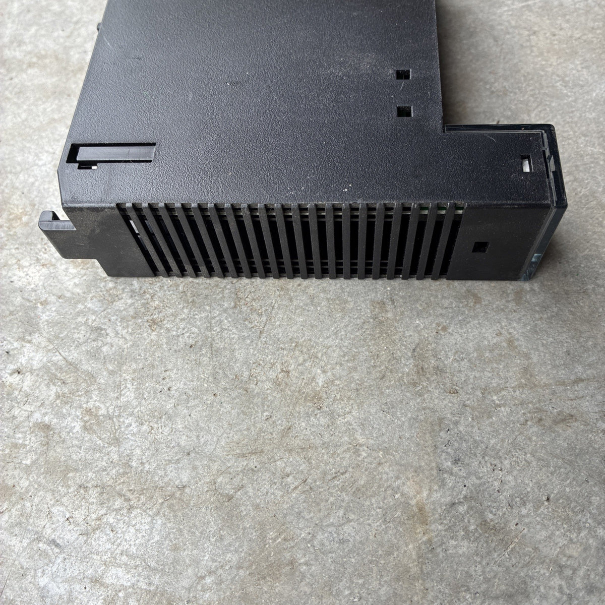 GE FANUC OUTPUT RELAY 4A 8PT ISOLATED IC693MDL930E4
