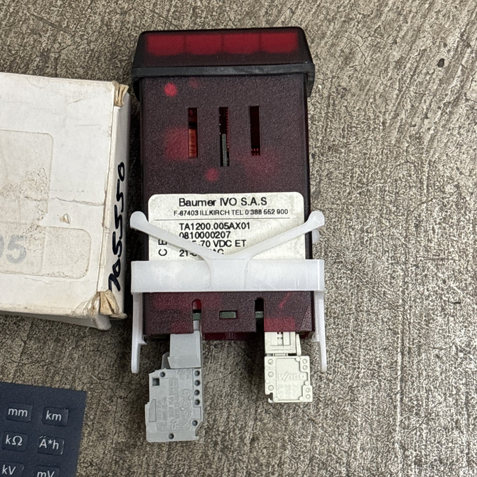 BAUMER TA1200.005AX01 , TA1200 4 Digit 10.5 70Vdc Counter2