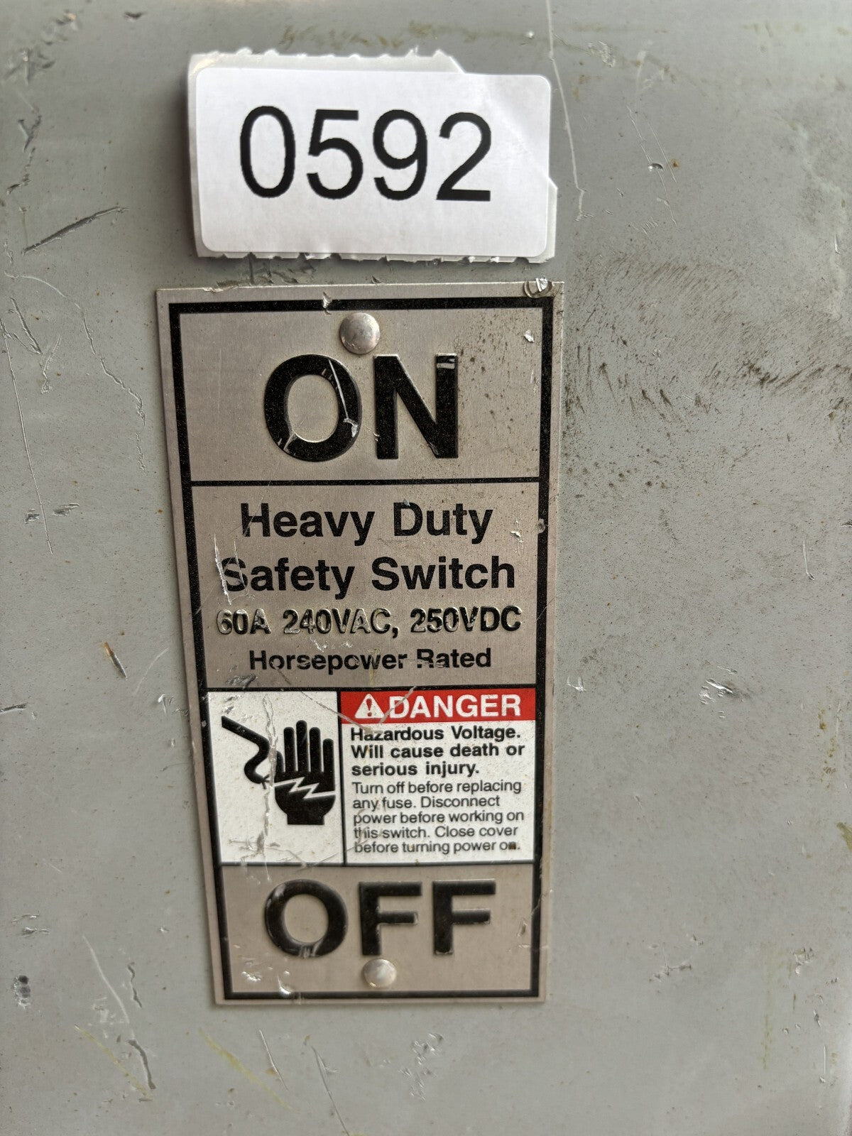 Siemens HF222NR Fusible Heavy Duty Safety Switch 60 Amp 240 Vac1