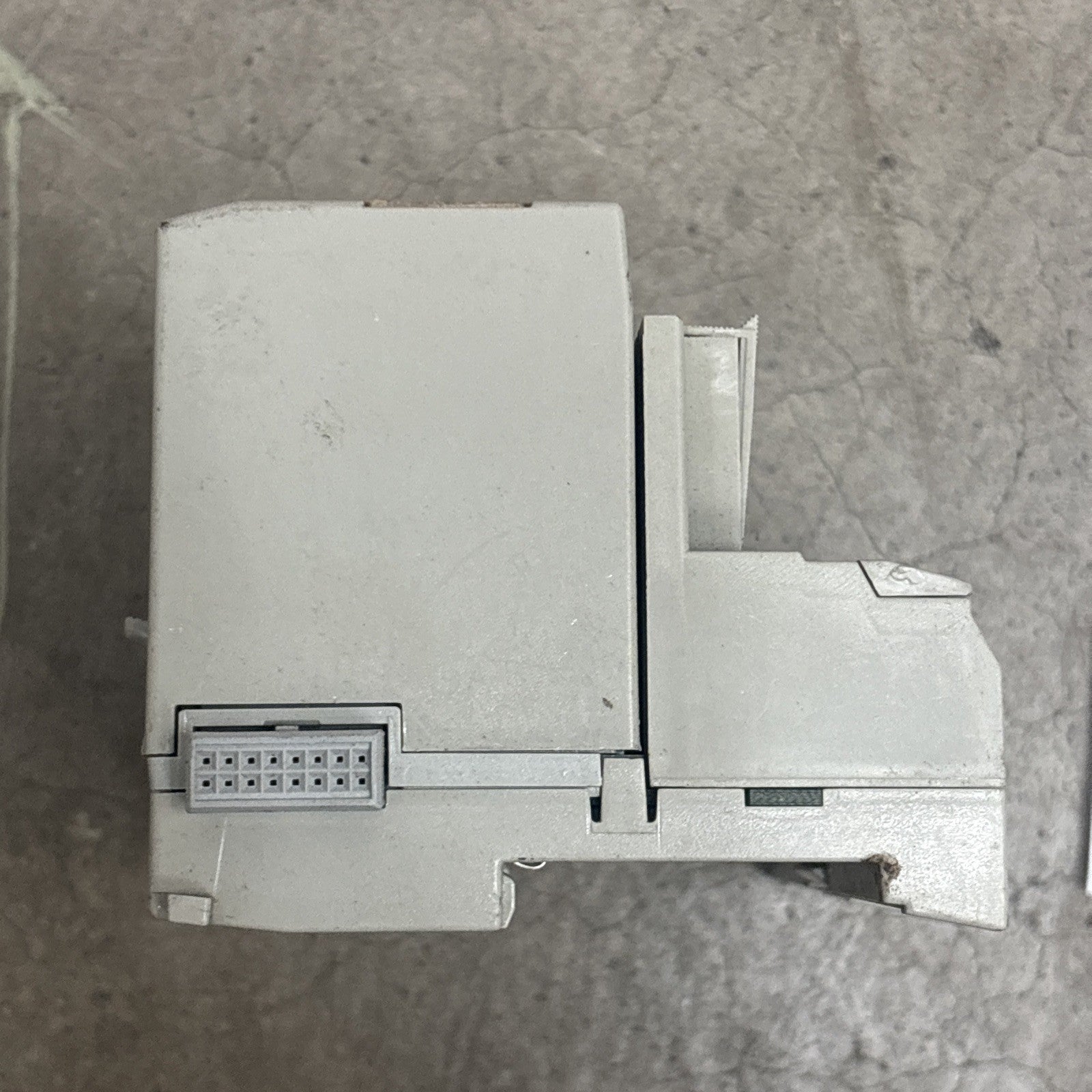 Allen Bradley 1794 DW8 Flex I/o Module2