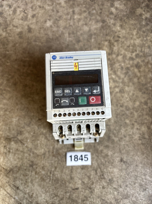 Allen Bradley 160BA02NPS1 VFD IP20 3PH 0