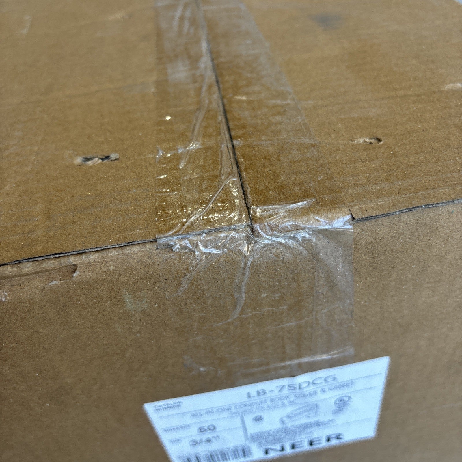 BOX OF 50 NEER LR-75DCG 3/4" ALL-IN-ONE CONDUIT BODY WITH COVER & GASKET2
