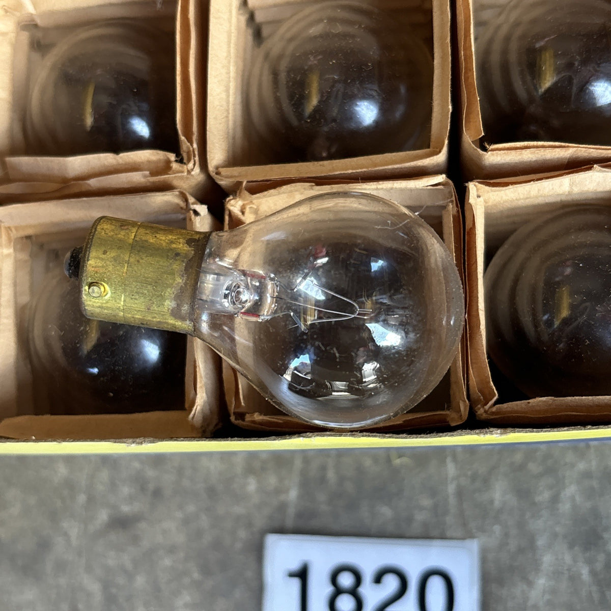 (10) NOS OEM GE311 MATTE RED 28V 40W LAMP BULBS  GE 311 GE311R1