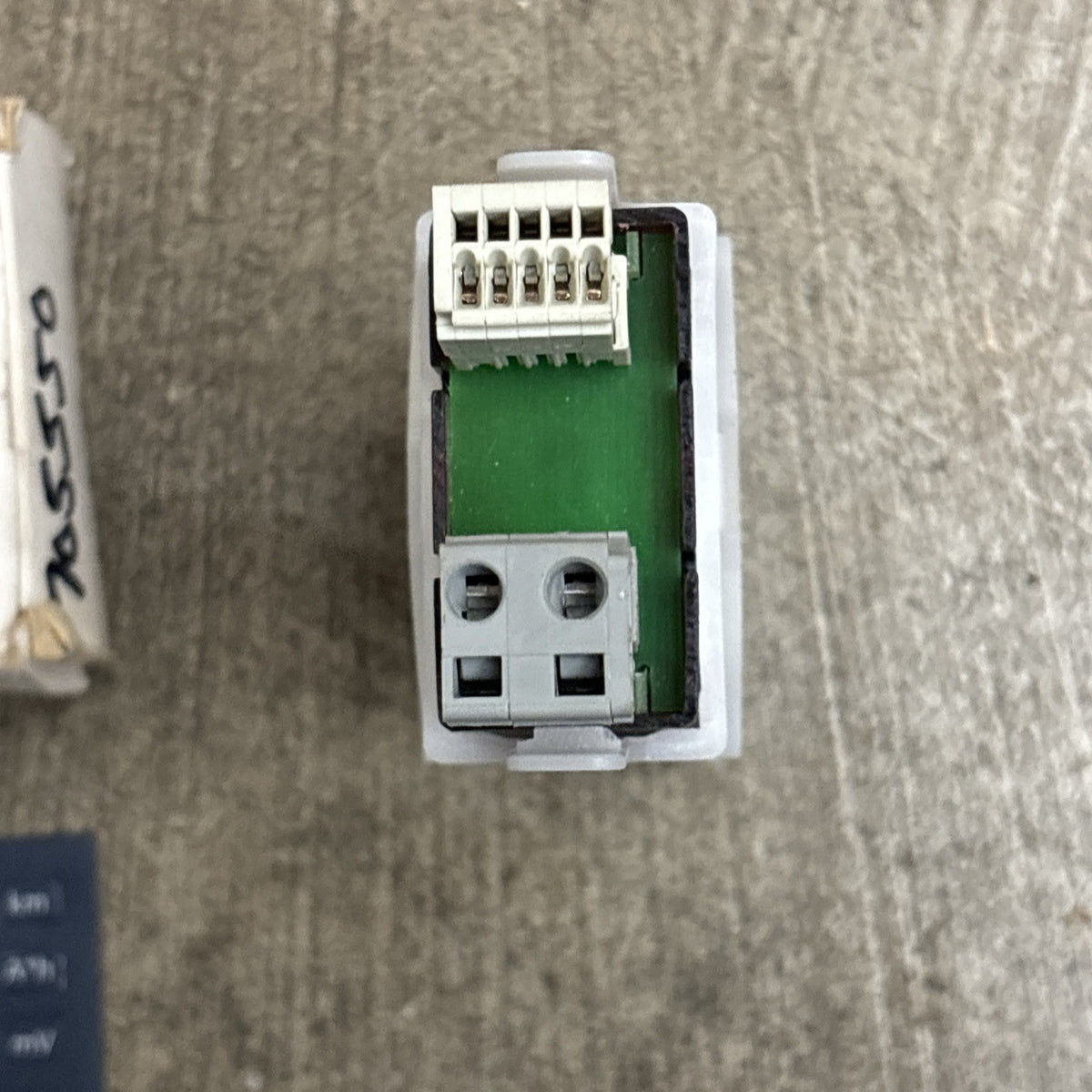 BAUMER TA1200.005AX01 , TA1200 4 Digit 10.5 70Vdc Counter3