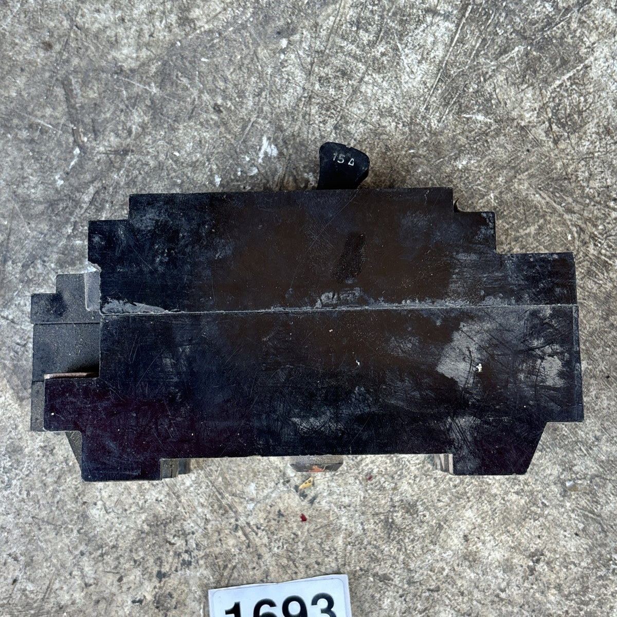 Square D 992215 15 Amp Circuit Breaker3