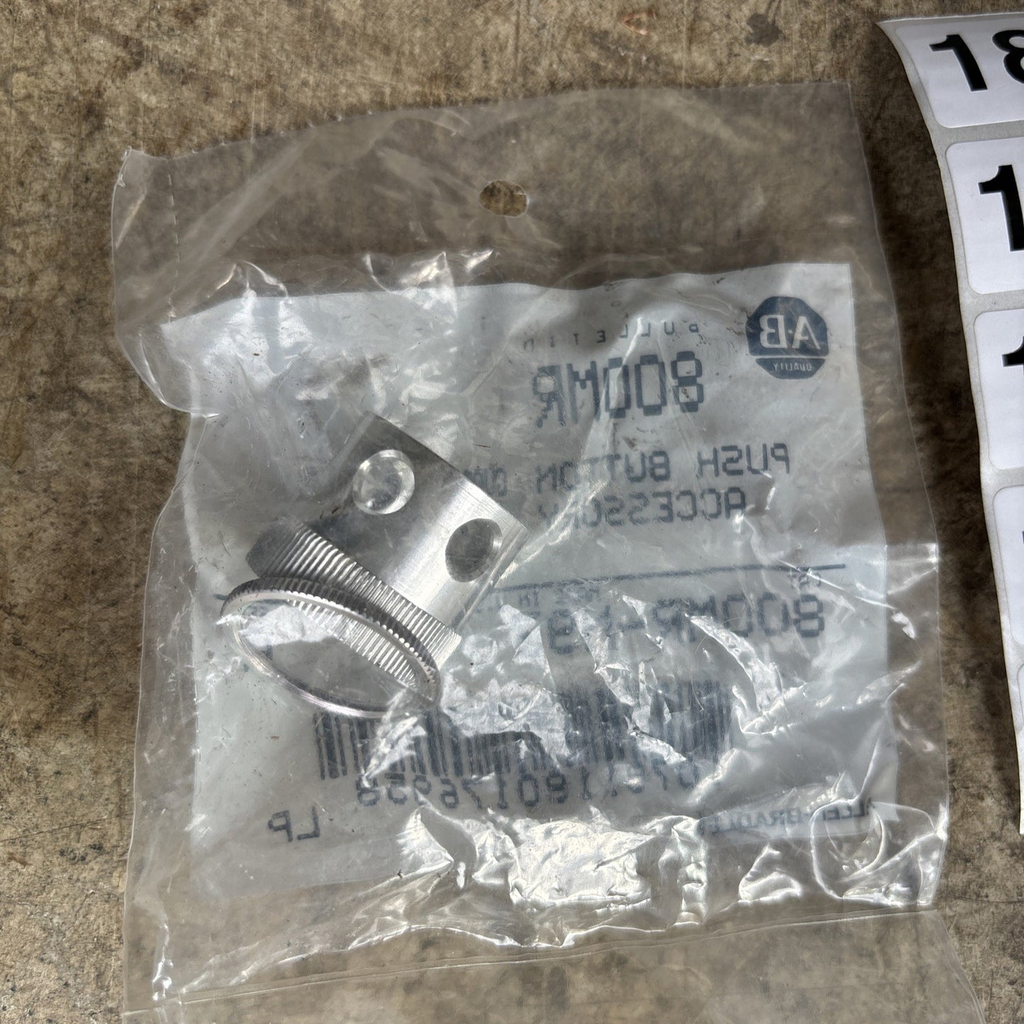NEW LOT OF 10 ALLEN BRADLEY 800MR N93 SERIES A PUSH BUTTON ACCESSORY1