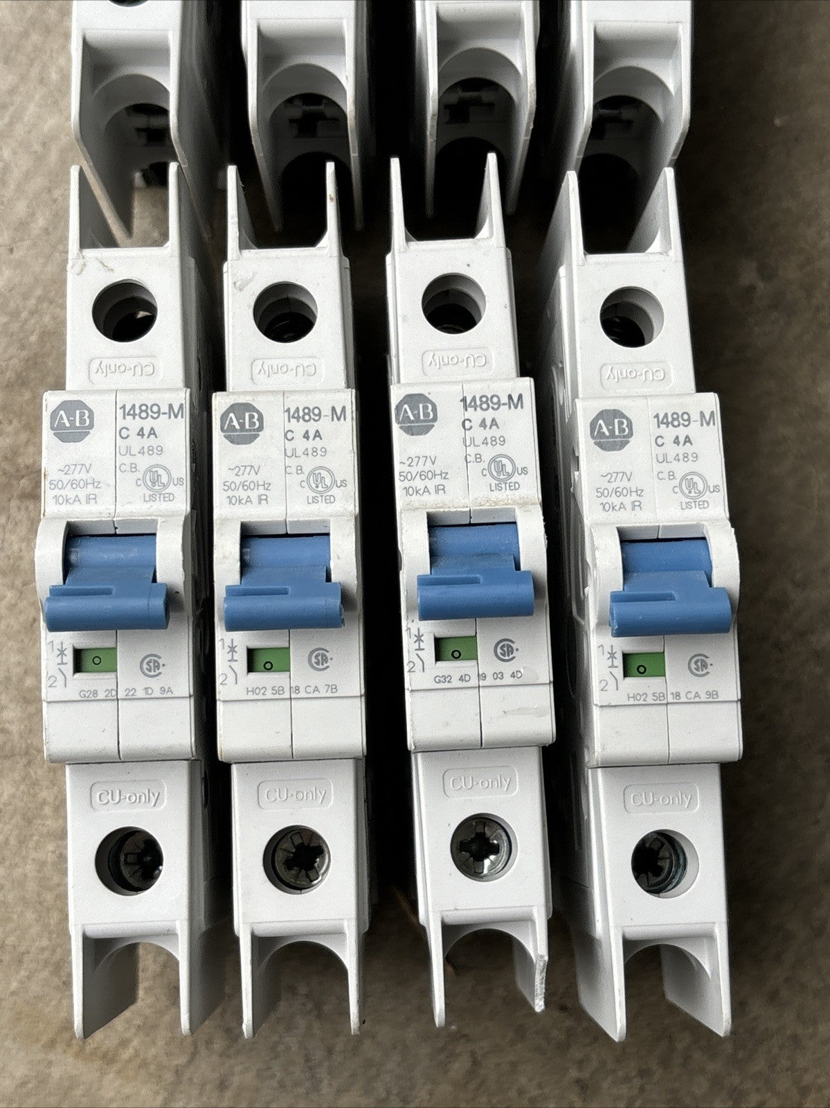 Allen Bradley 1489 M1C040 Circuit Breaker, 277VAC 4A, DIN Rail, Lot Of 81