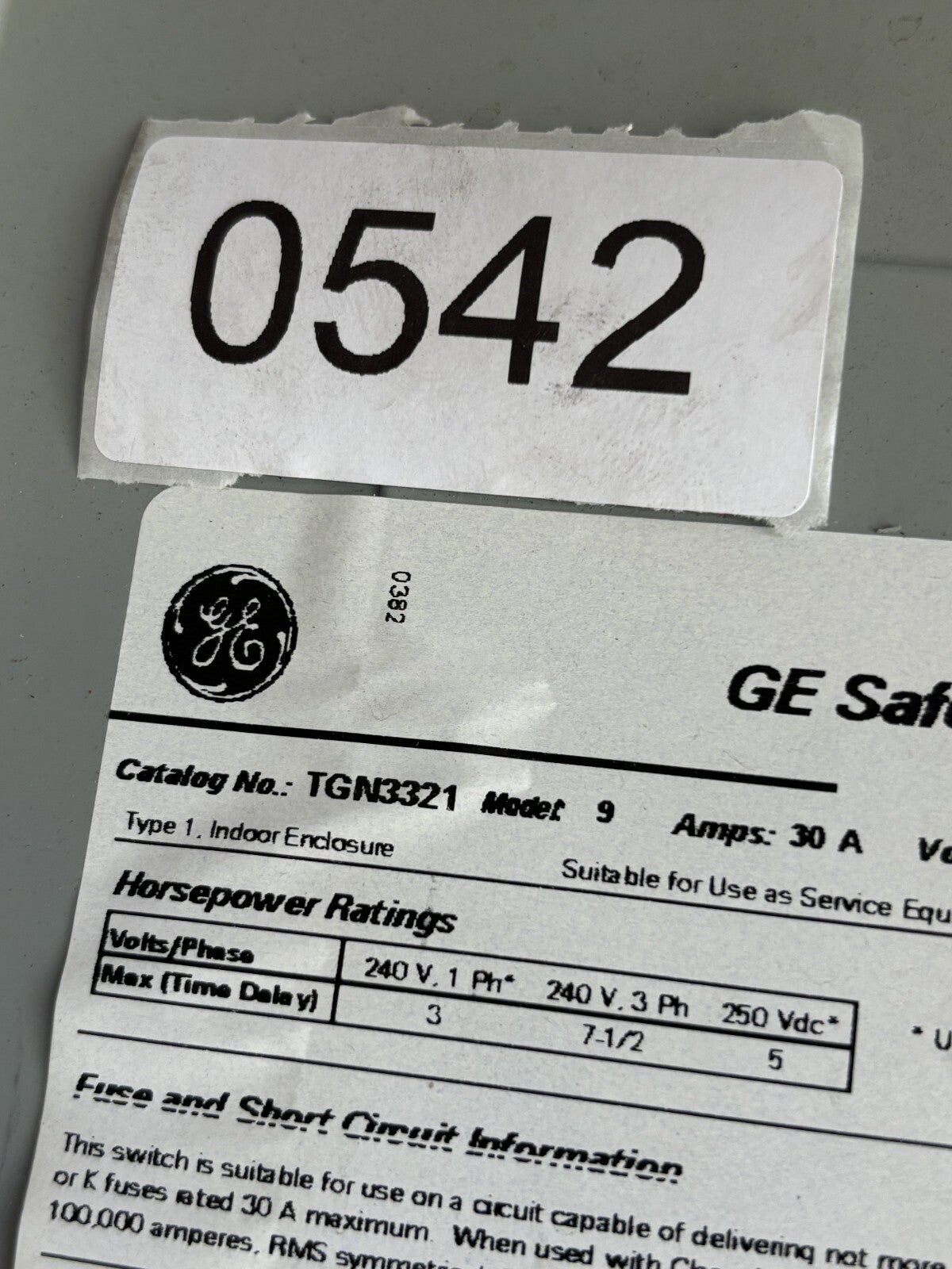 General Electric TGN3321 General Duty Safety Switch 30 Amp 240 Vac3