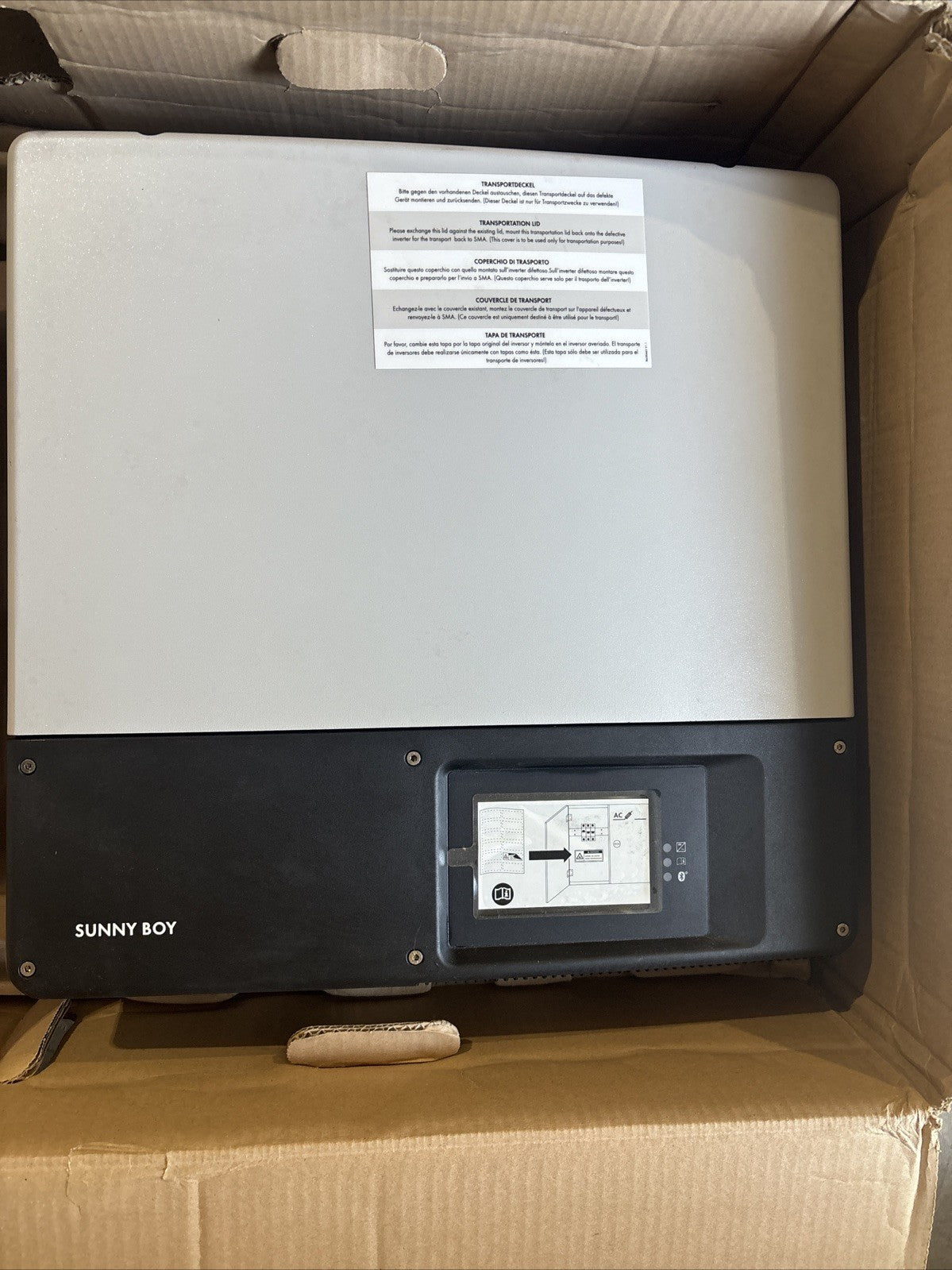SMA Sunny Boy SB4000TL US 22 Solar Inverter 4000W with DC Disconnect & Bracket1