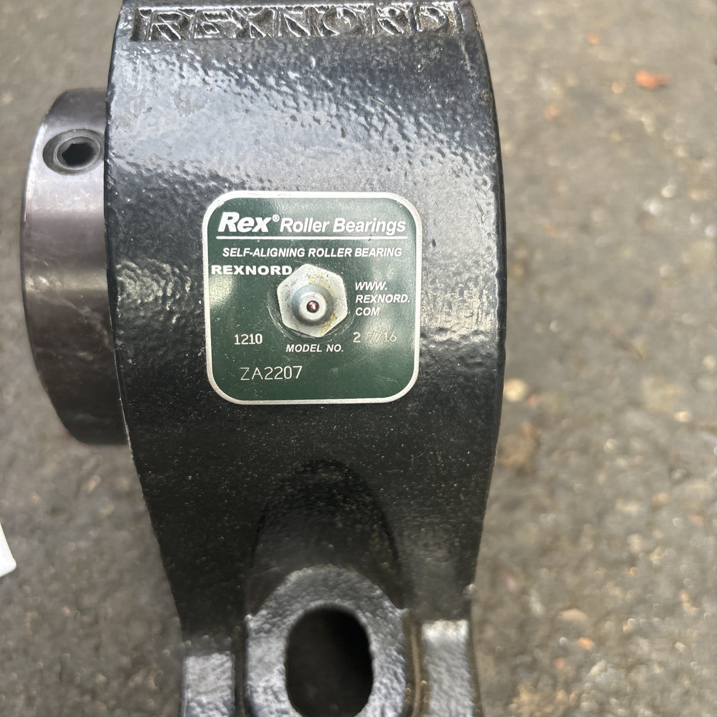 1 NEW REXNORD ZA2207 2 BOLT BASE PILLOW BLOCK  BEARING NEW1