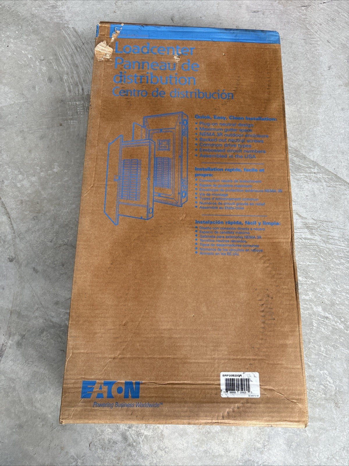 Eaton 200 amps 120/240 V 20 space 40 circuits Surface Mount Main Breaker New3