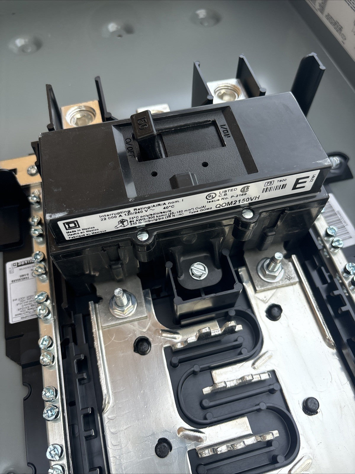 Square D HOM3060M150PRB 150A 30-Space 60-Circuit Load Center with Main Breaker3
