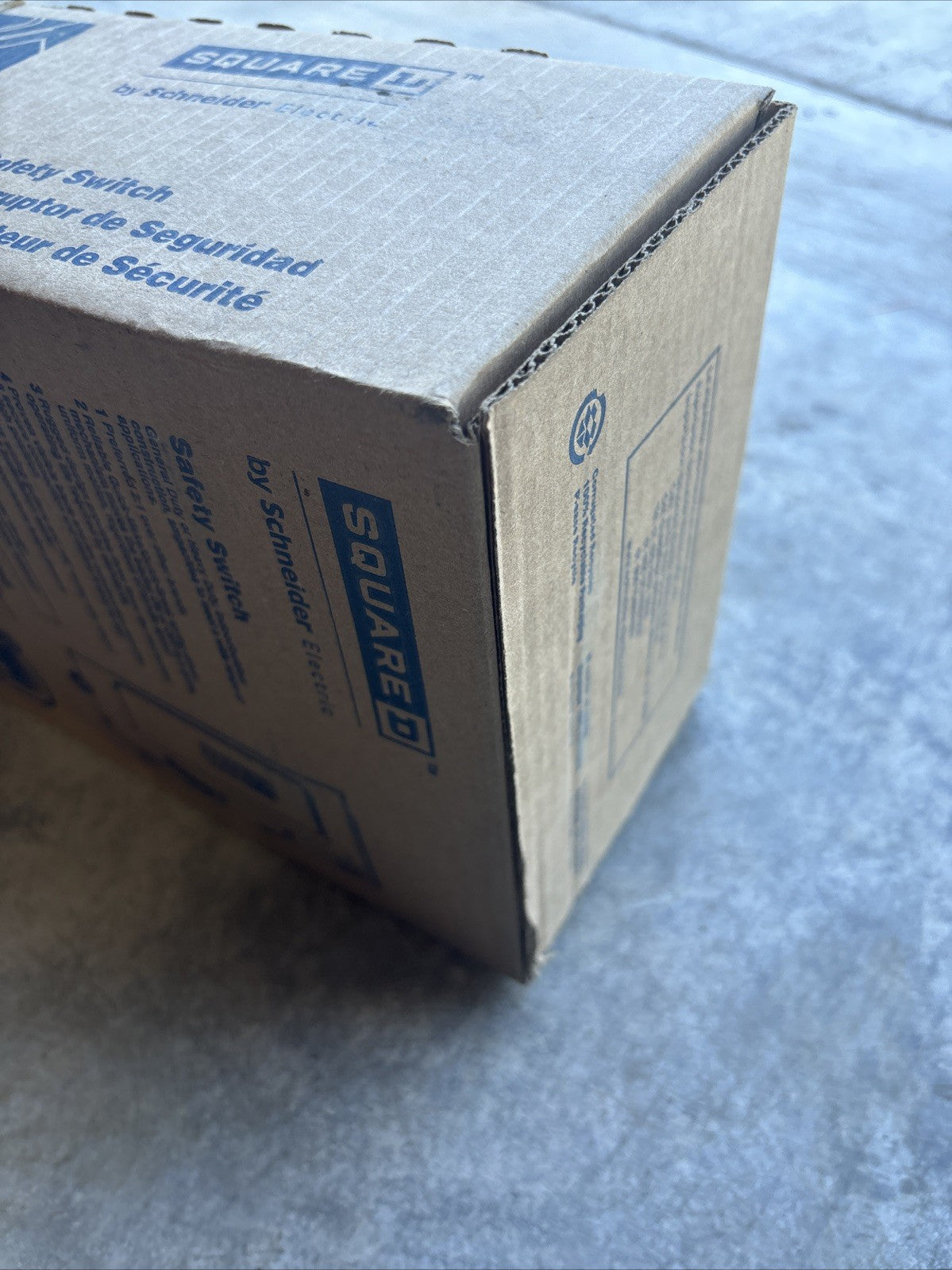 Square D 30A Heavy Duty Safety Switch HU361N2