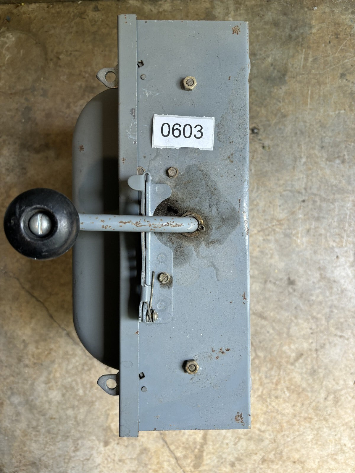 Square D 82352 Non Fusible Double Throw Safety Switch 60 Amp 240 Vac5