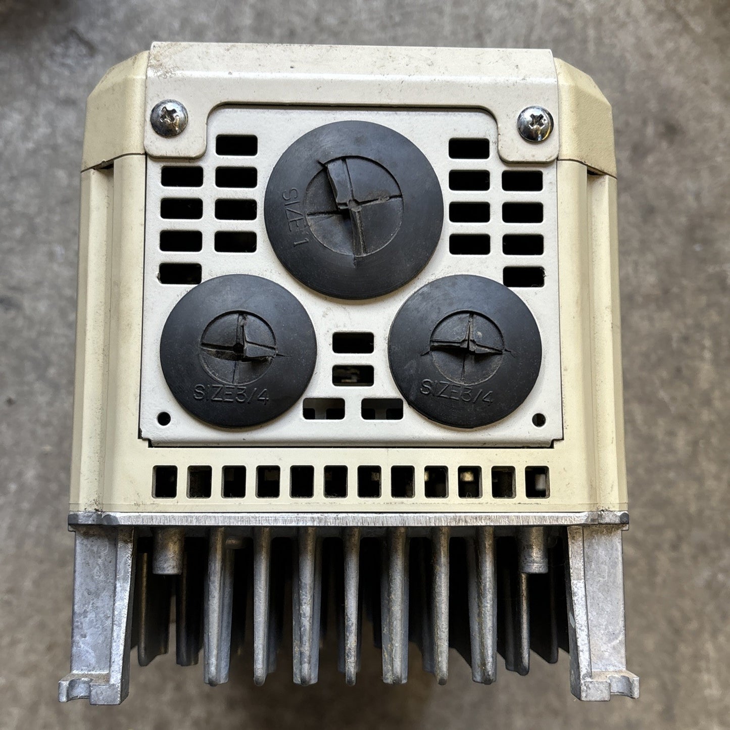 IDM Controls CIMR G5U40P7 G5 Series AC Vector Drive2