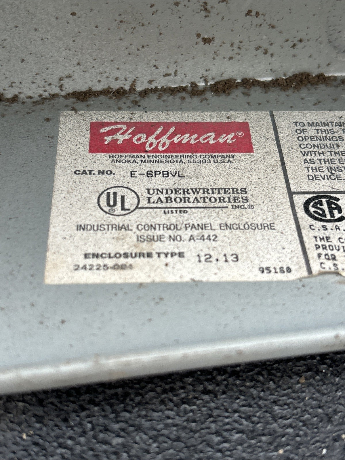 HOFFMAN E6PBVL 6 HOLE PUSHBUTTON ENCLOSURE3