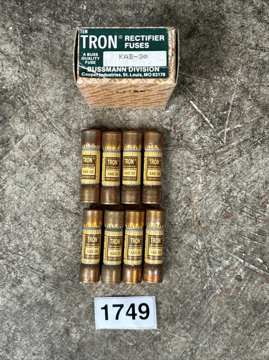 Lot Of 8 Bussmann Tron KAB 30 Fuses 30A0
