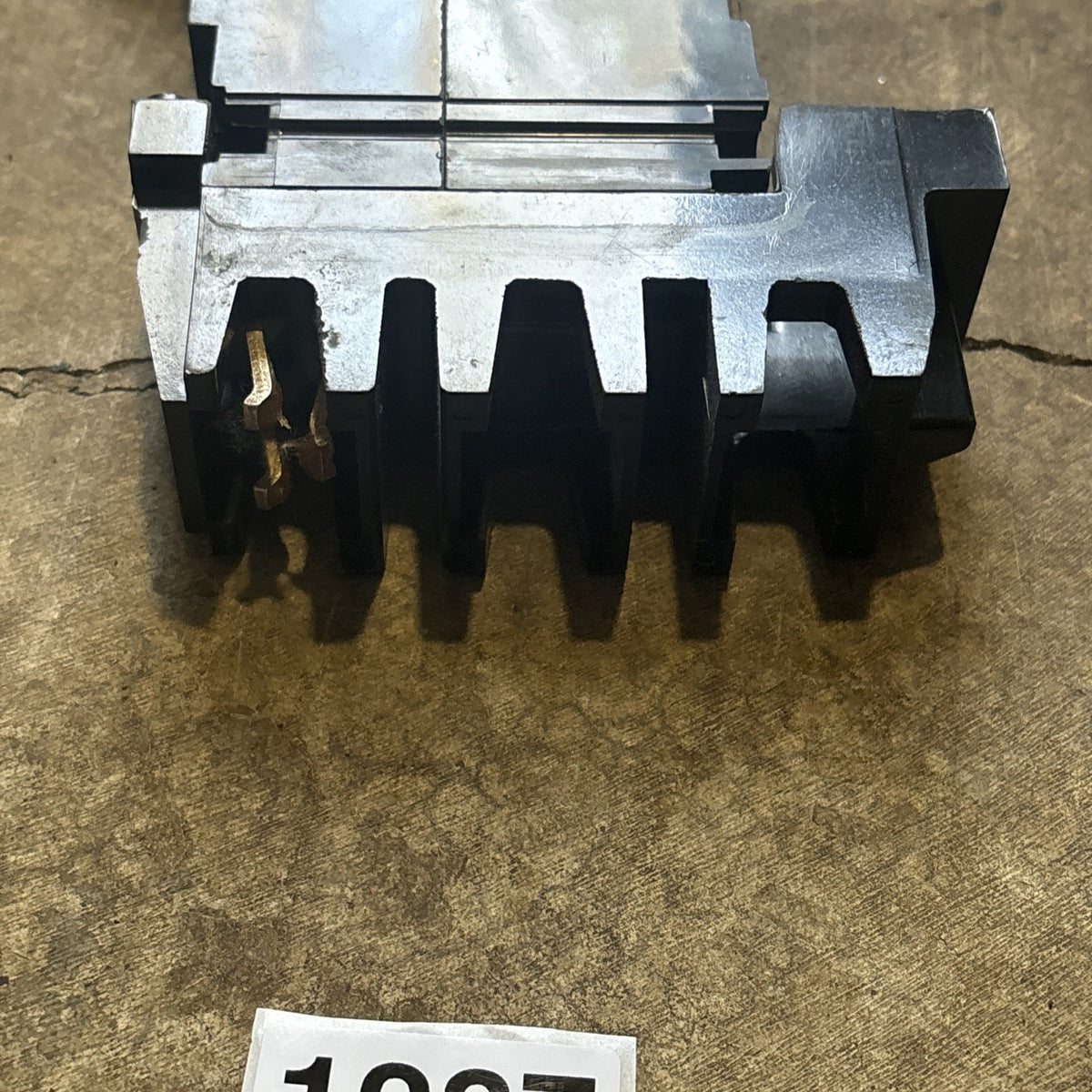 SCHNEIDER ELECTRIC FY14030A / FY14030A (USED)5