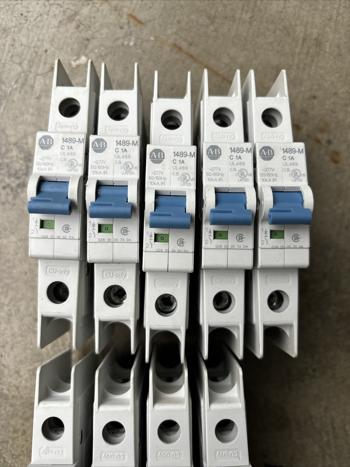 Allen Bradley 1489 M1C010 Circuit Breaker 1 Pole 1 Amp 277VAC Ser. D Lot Of 93