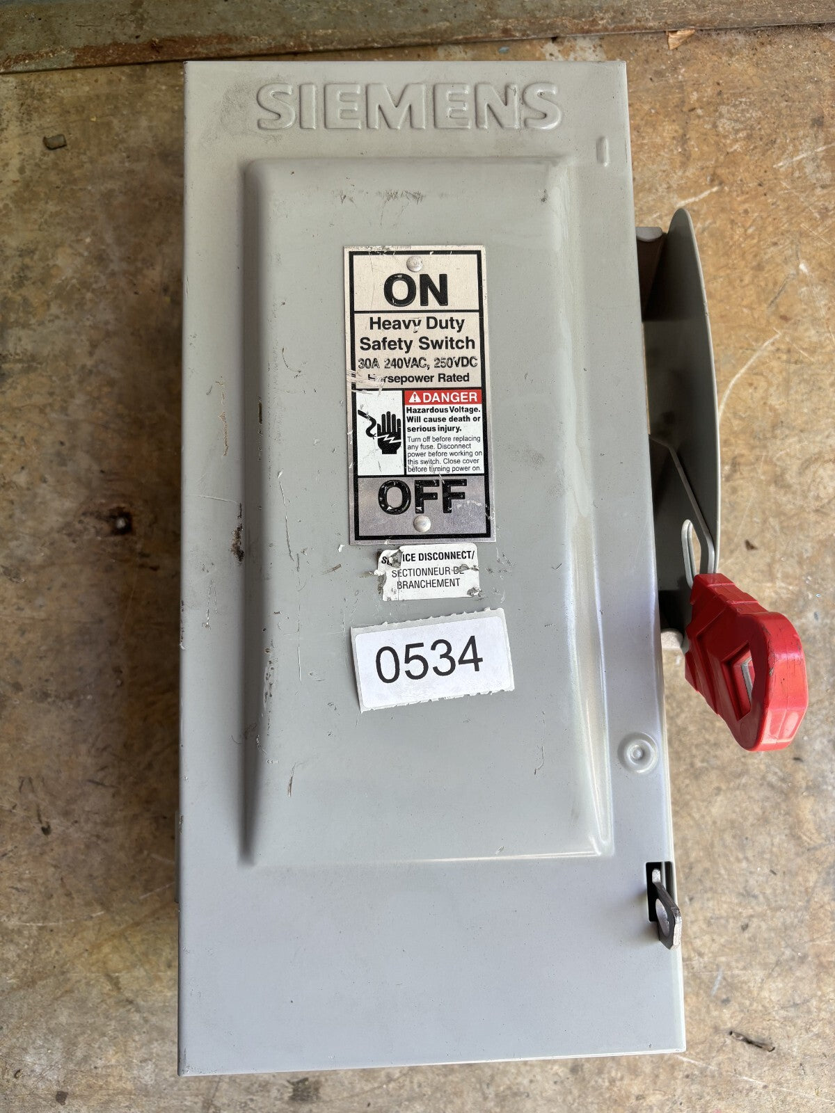 Siemens HF321N Fusible Heavy Duty Safety Switch 30 Amp 240 Vac0