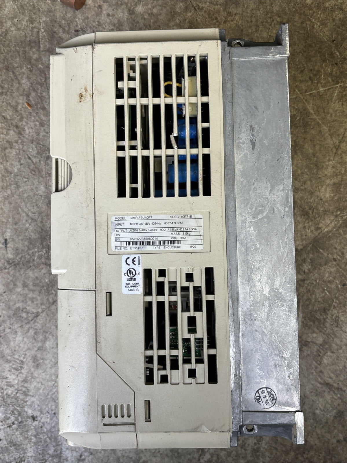 YASKAWA ELECTRIC CIMR F7U40P7 Drive3