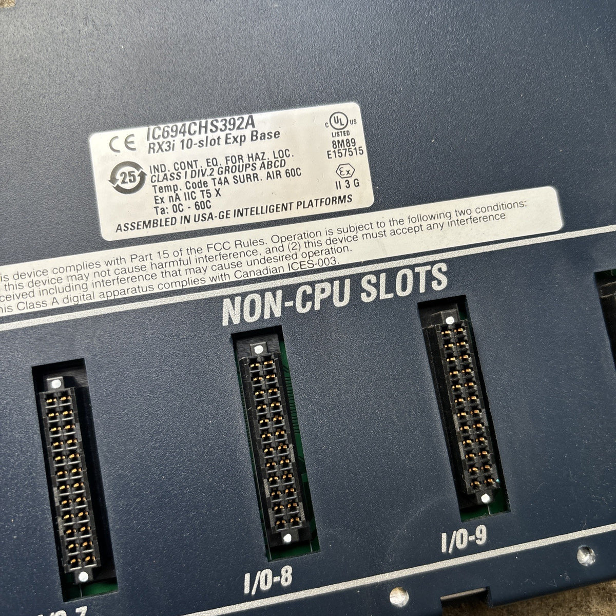 Ge Fanuc IC694CHS392A RX3i 10-Slot Expansion Base1