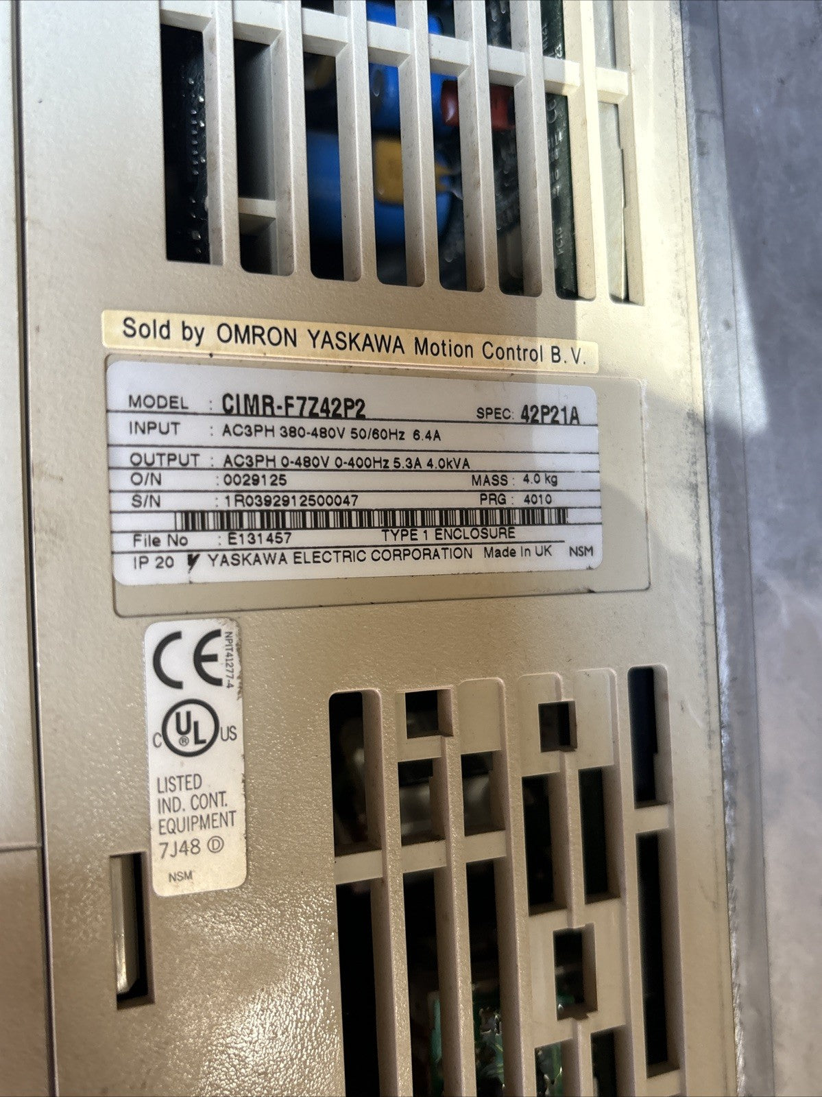 Omron CIMR F7Z42P2 Yaskawa Varispeed F7 VFD Inverter 2.2kW 400V 3P 5.3A3