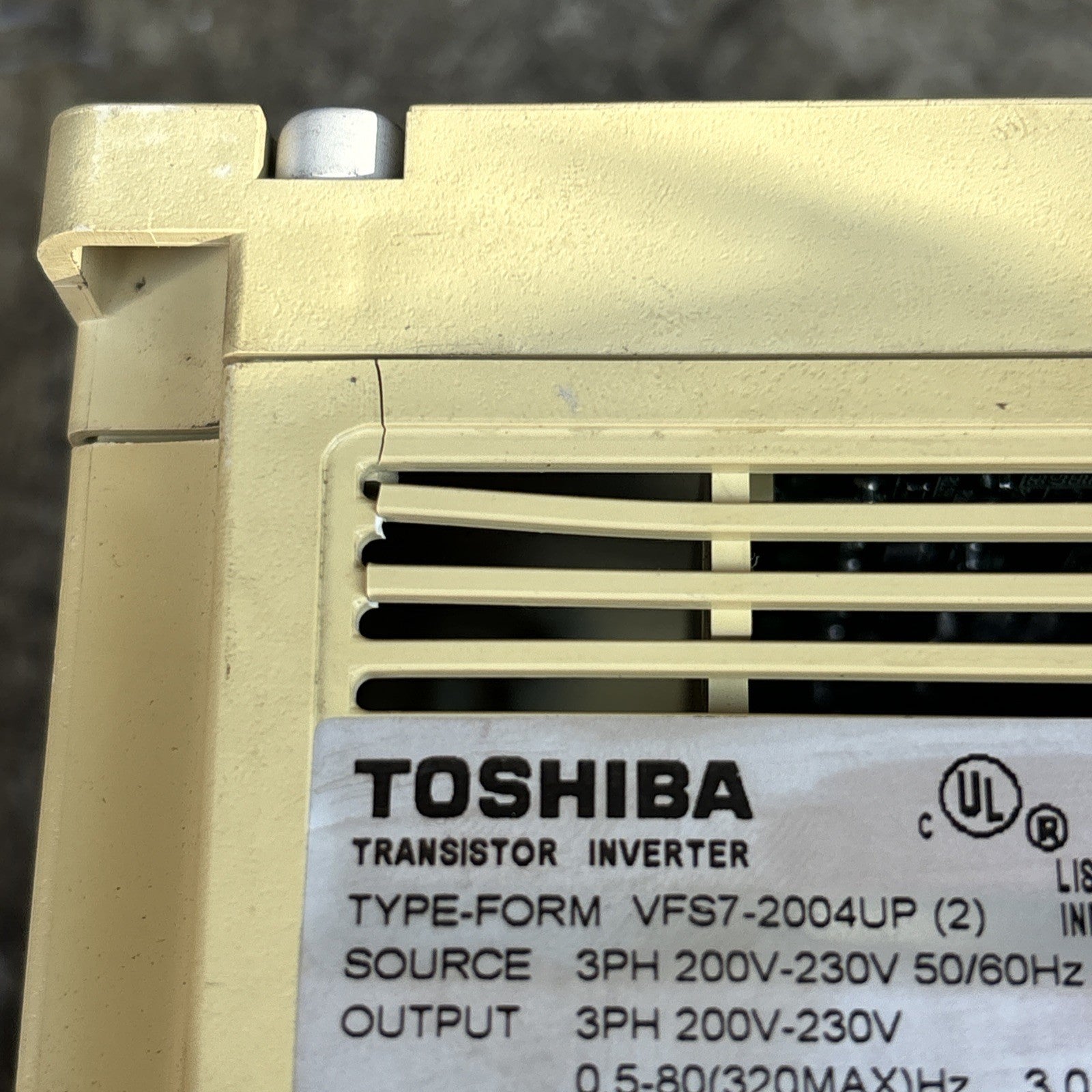 Toshiba VFS7 2004UP Transistor Invertor 3 Phase 3 Amp 200 230 Volts Works Read5