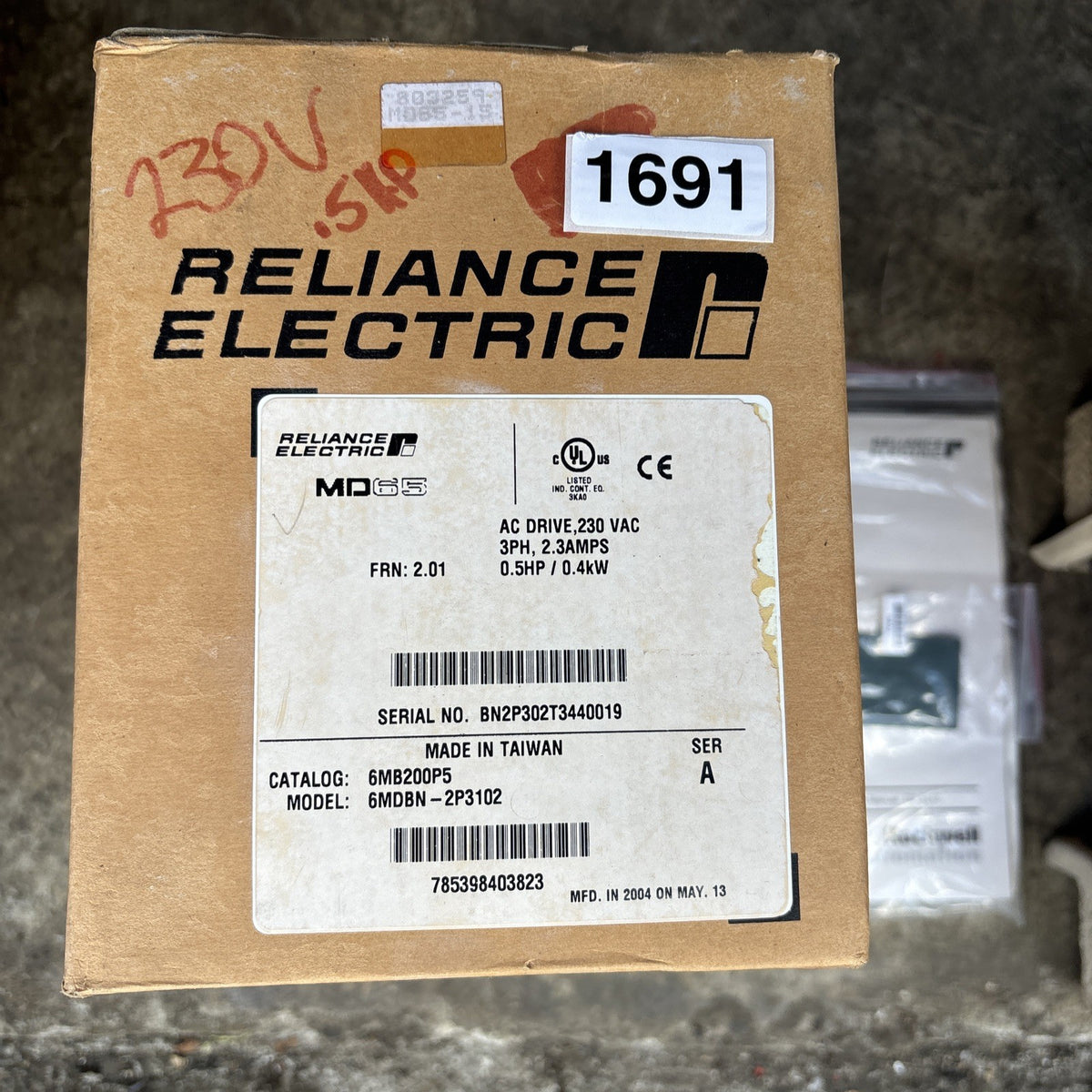 Reliance Electric MD65 AC DRIVE 6MB200P5 0.5HP 0.4kW 6MDBN 2P3102 NEW1