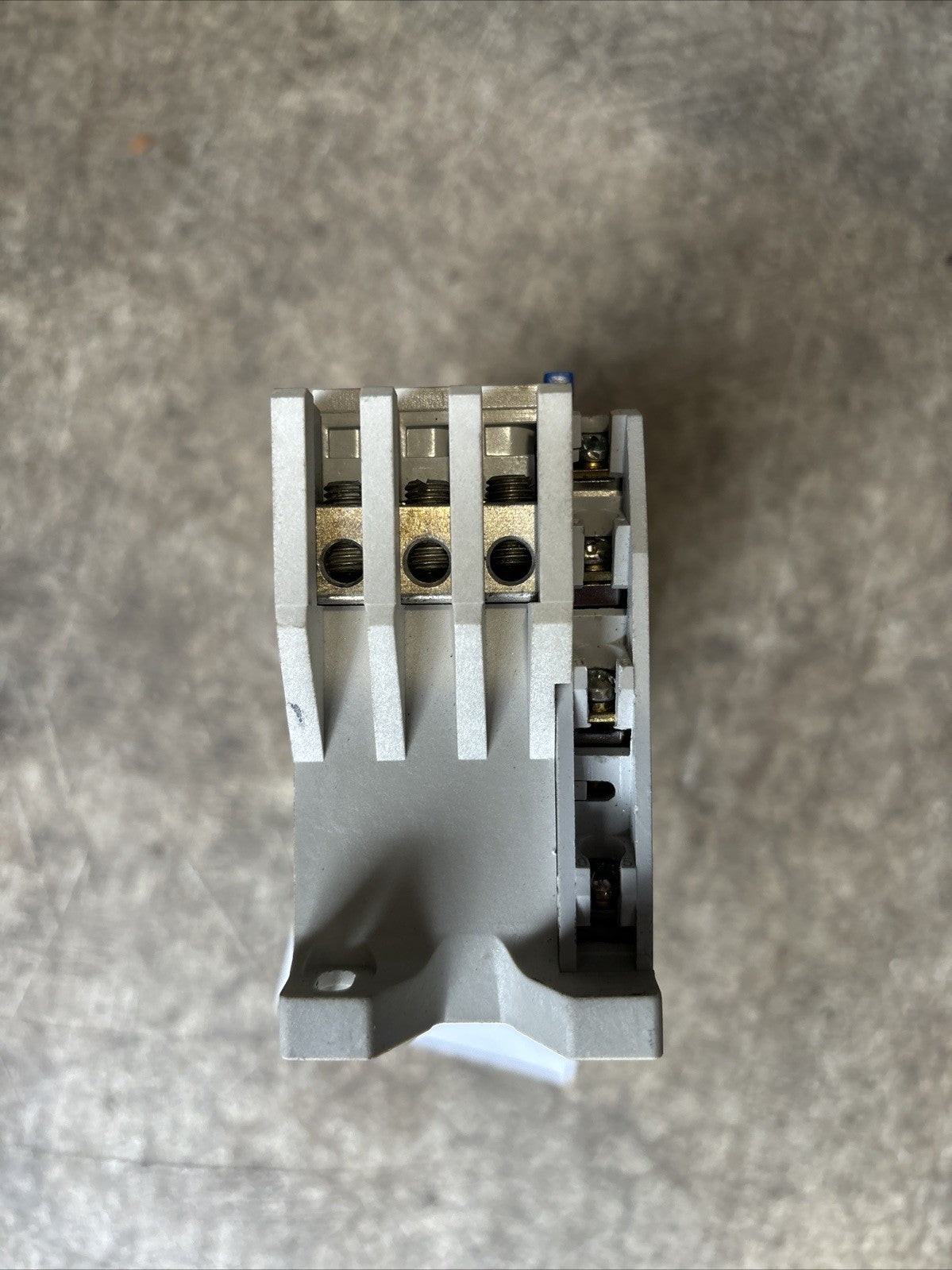 Cutler Hammer AE16BNS0 Starter, C20KGT3 Contact Block, C306DN3 Relay *WARRANTY*3