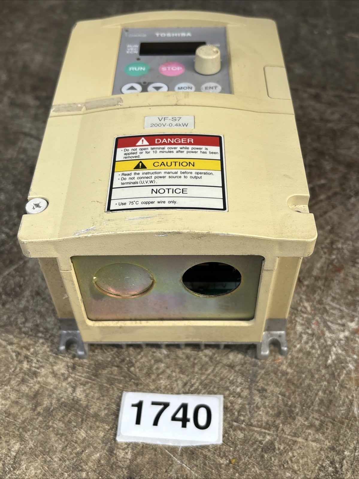 Toshiba VFS7 2004UP Transistor Invertor 3 Phase 3 Amp 200 230 Volts Works Read1