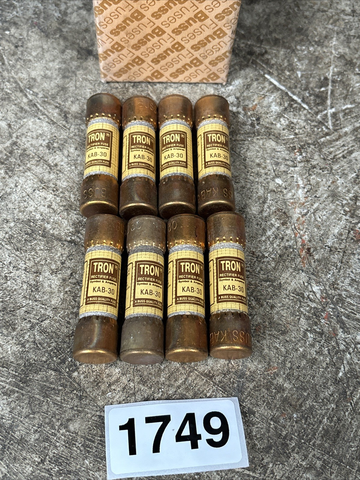 Lot Of 8 Bussmann Tron KAB 30 Fuses 30A3