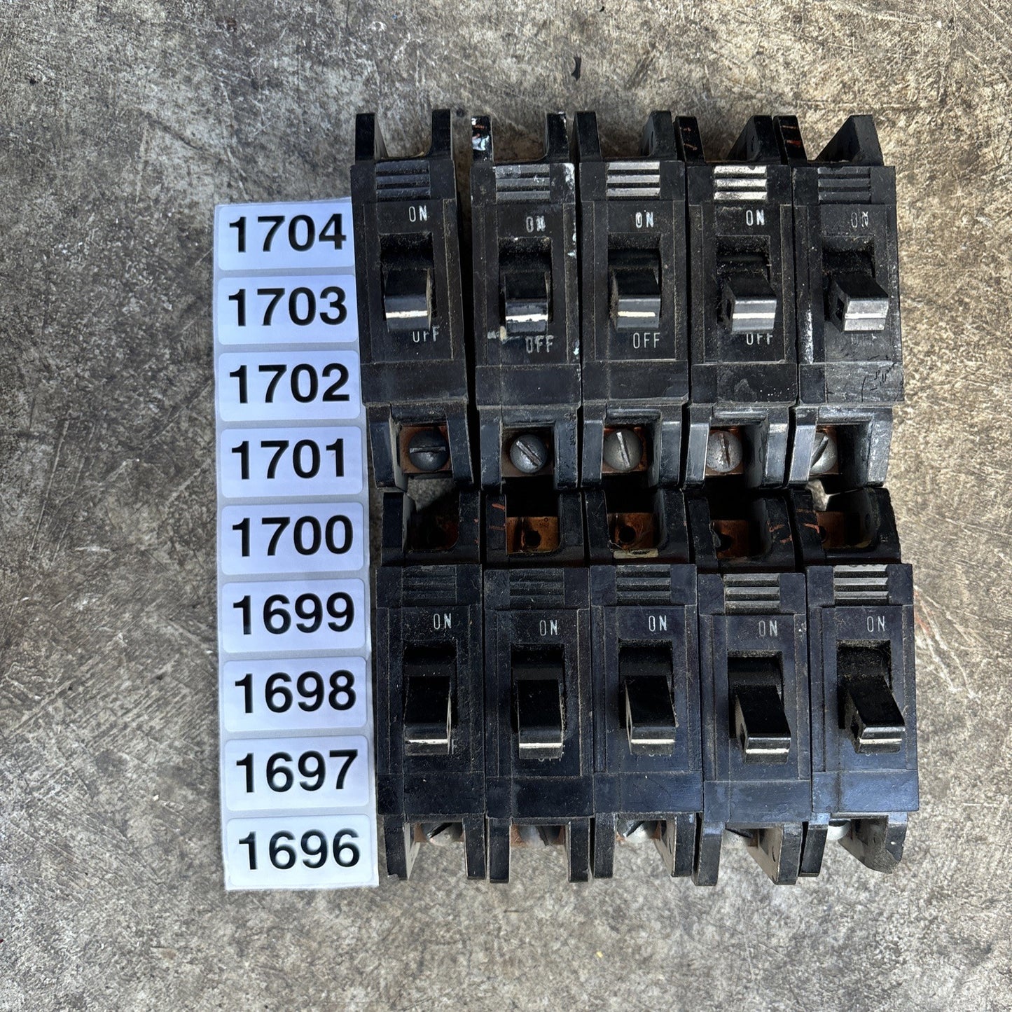 Lot Of 10 SQUARE3 D  TYPE  QB /  991120  / 20AMP/USE(33C3UP0