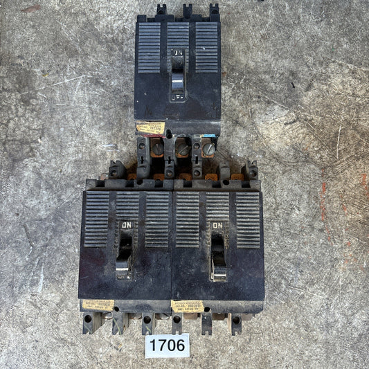 Square D Black 992320 20 Amp Circuit Breaker (Missing Screws)0