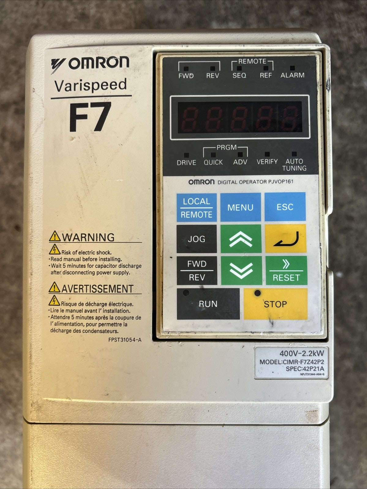 Omron CIMR F7Z42P2 Yaskawa Varispeed F7 VFD Inverter 2.2kW 400V 3P 5.3A2