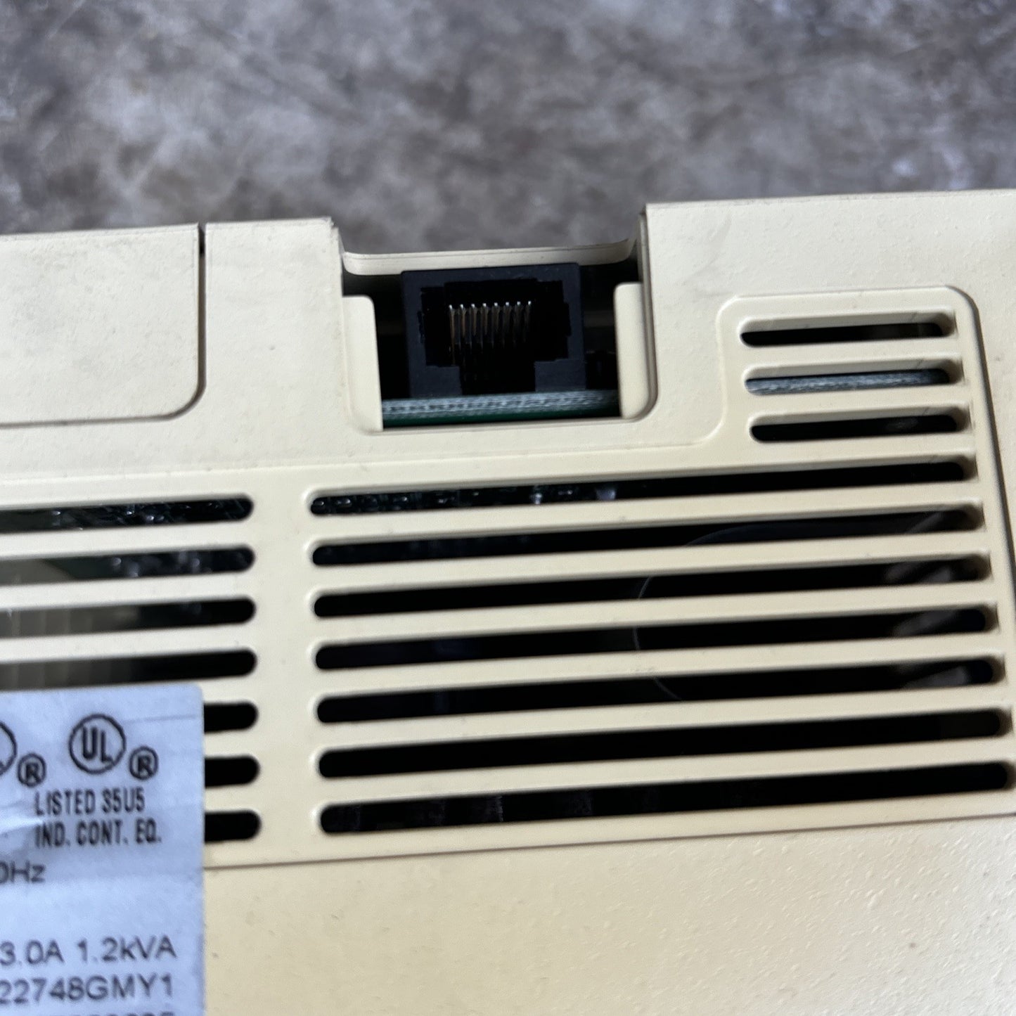 Toshiba VFS7 2004UP Transistor Invertor 3 Phase 3 Amp 200 230 Volts Works Read9