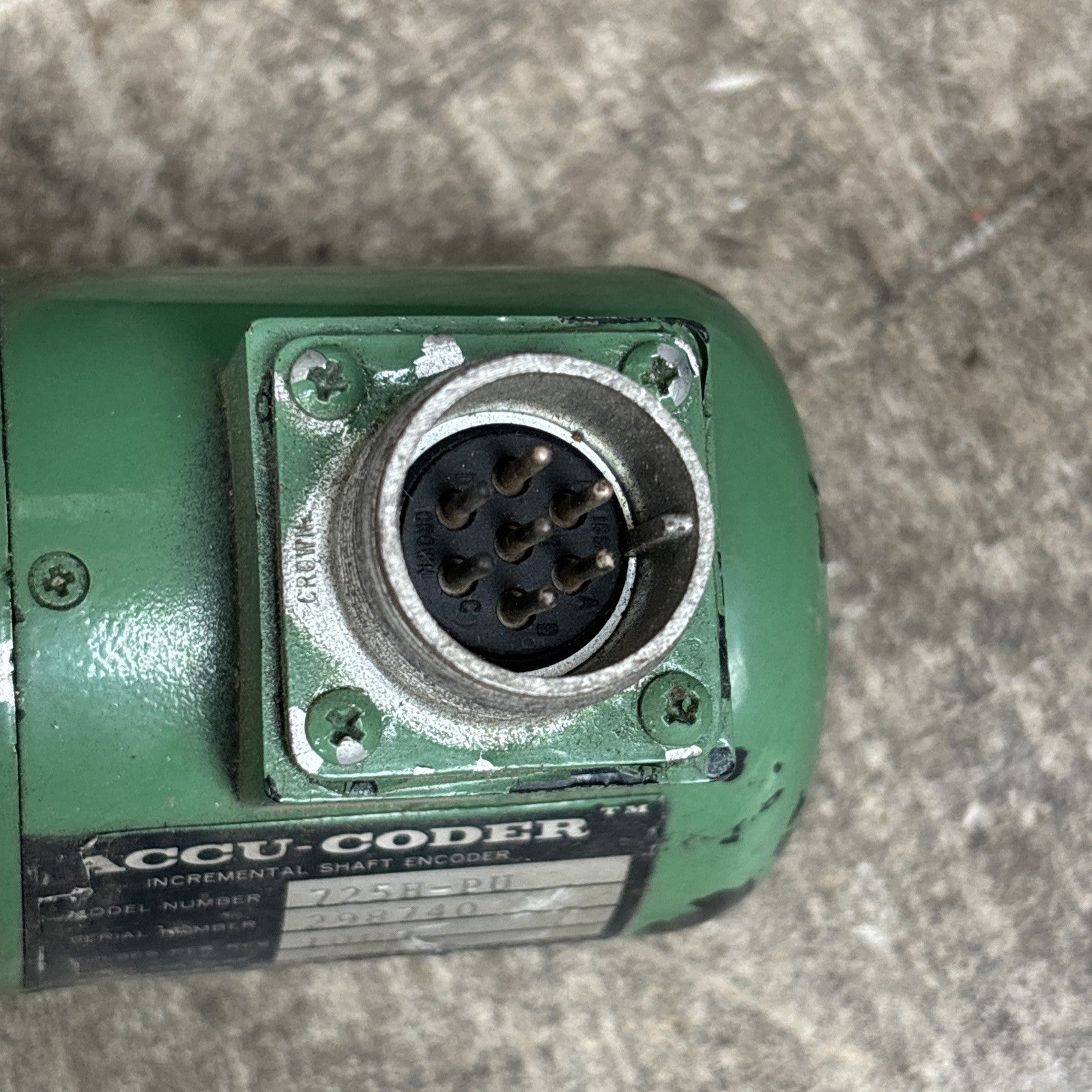 Accu Coder 725H PU Encoder 2000 Pulse/Rev 5VDC3