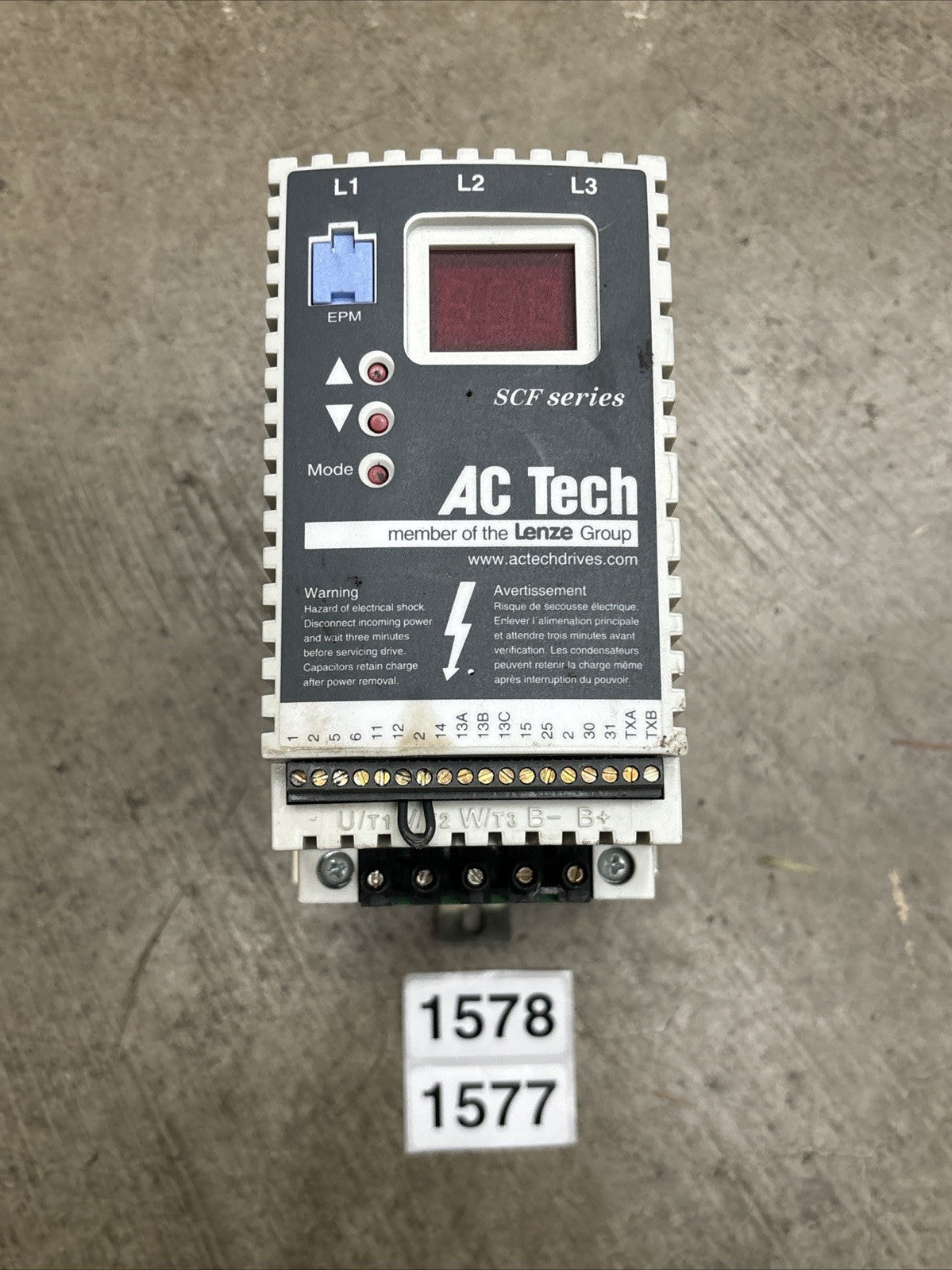 AC TECH SF210 VARIABLE SPEED DRIVE 1HP 208/240V 3PH (3F3)0