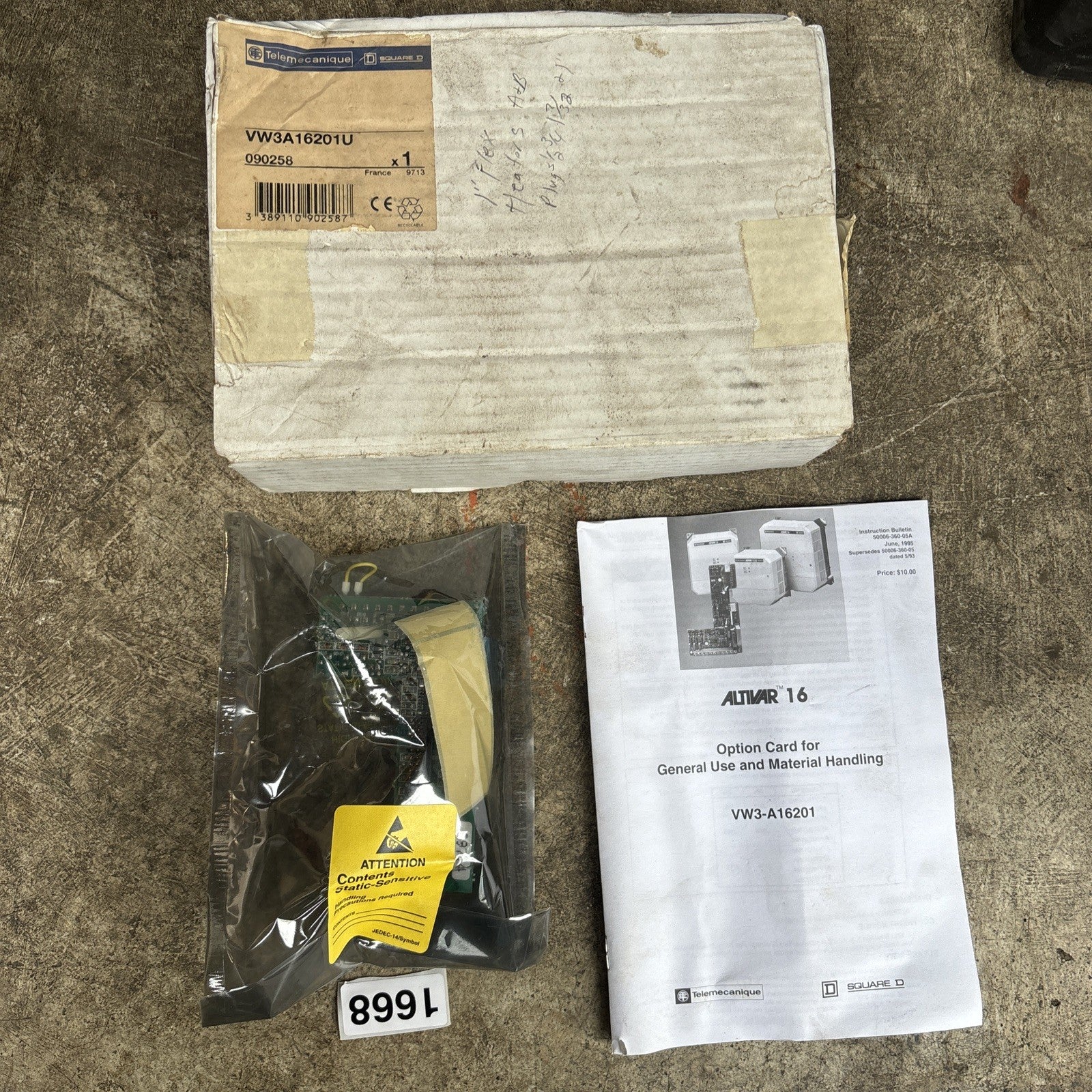 New Square D Telemecanique VW3A16201U Option Card Mat Handling SQD SquareD0