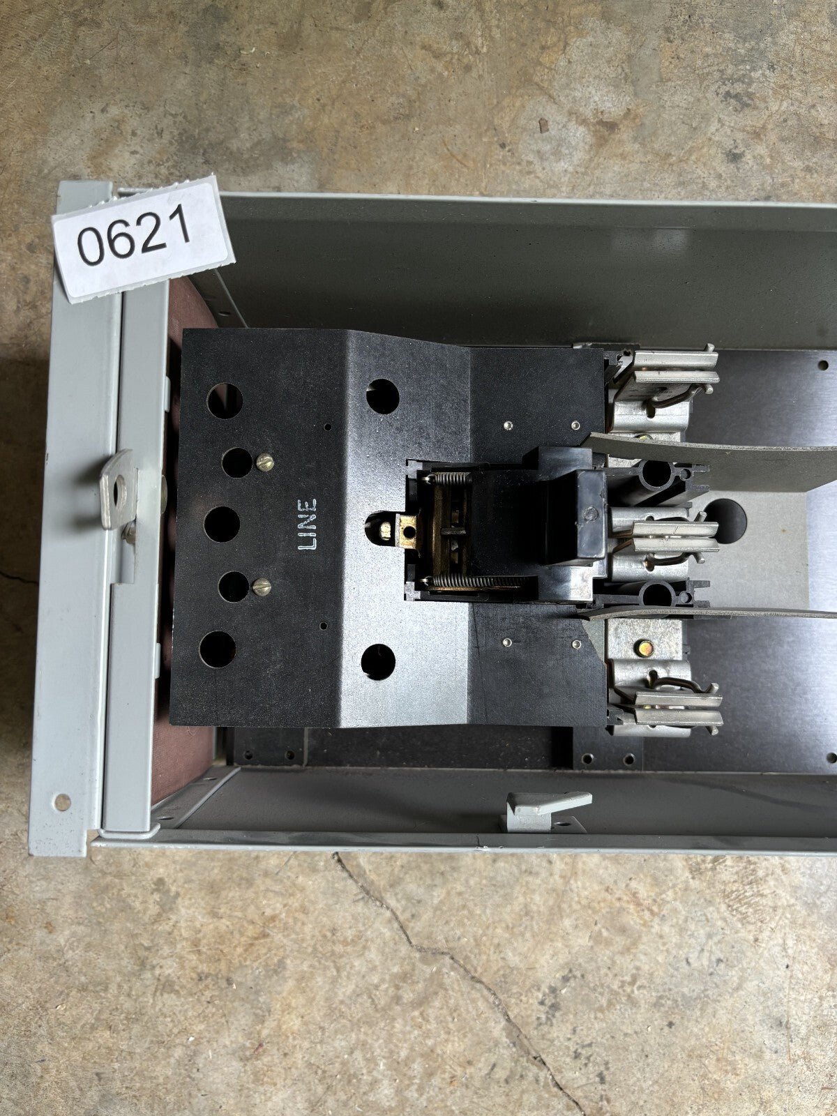 Westinghouse FDPS364R Fusible Panel Mount Switch 200 Amp 3 Pole 600 Vac3