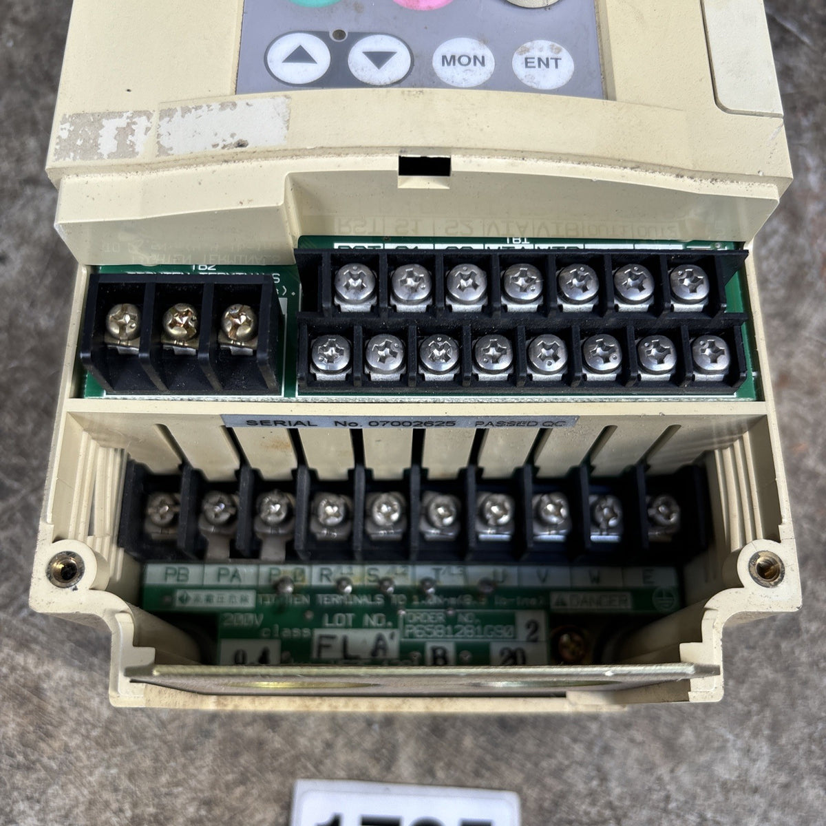 Toshiba VFS7 2004UP Transistor Invertor 3 Phase 3 Amp 200 230 Volts Works Read1