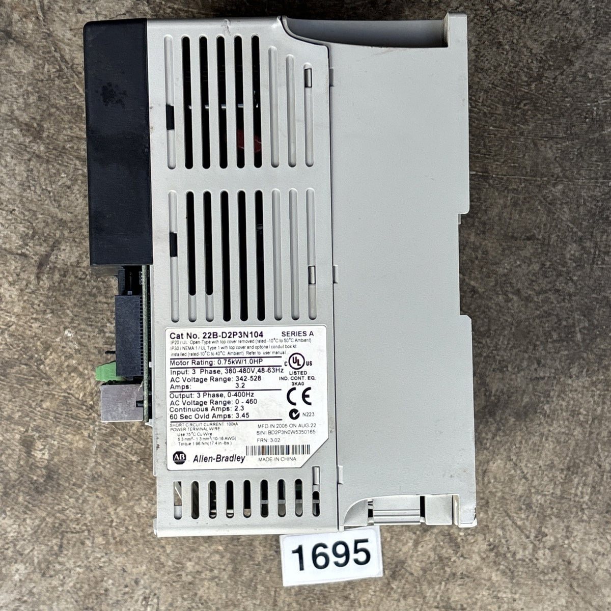 Allen Bradley Powerflex 40 22B D2P3N104 1.0HP AC drive, 380v 480v3