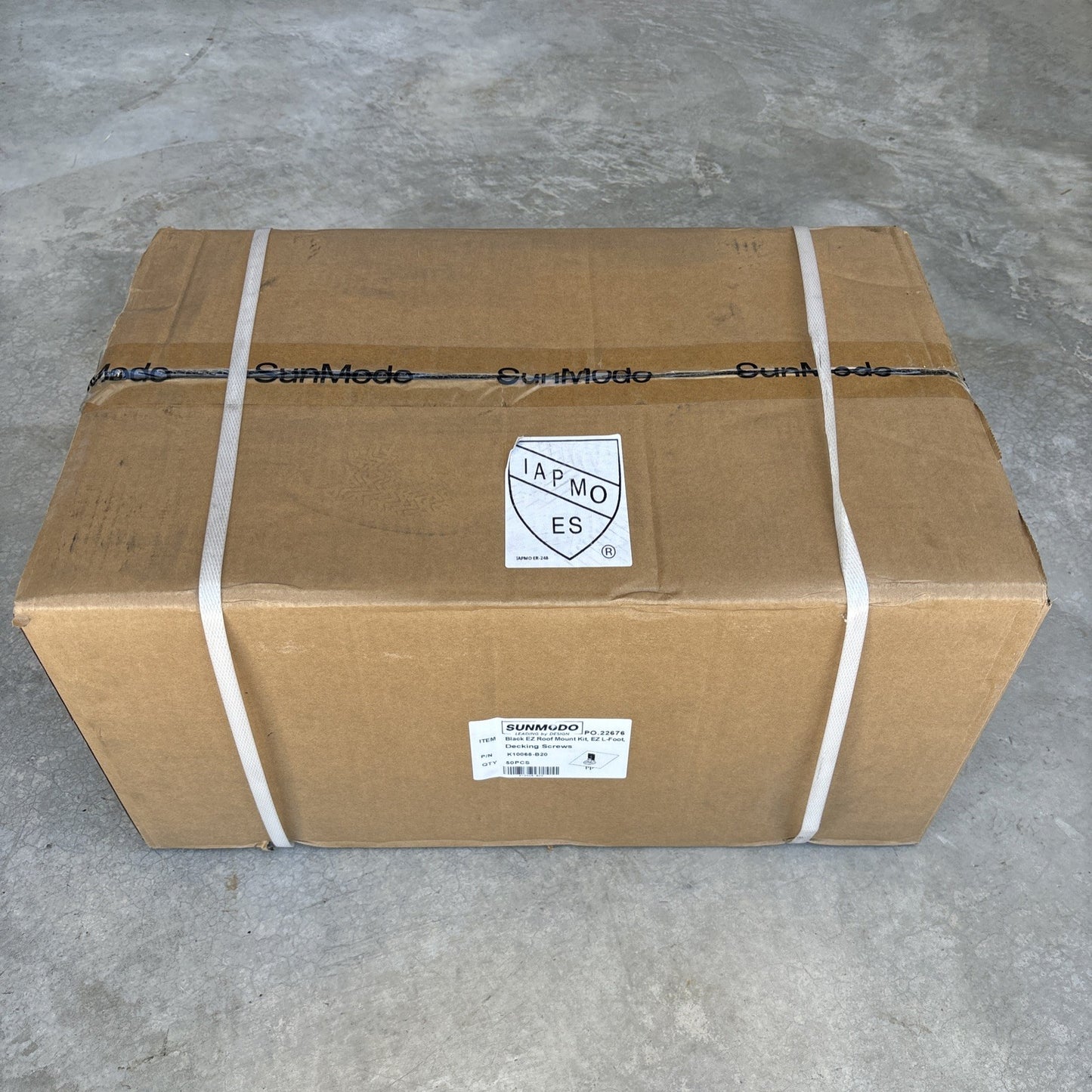 Case Of 50 Sunmodo K10068 B20 EZ Roof Mount Kit EZ L  Foot Balck0