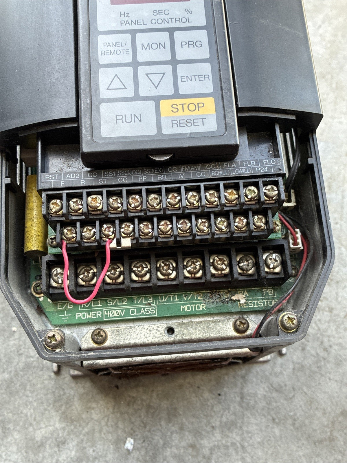 TOSHIBA VFSXN 4015UP 4A 460V 3Ph TRANSITOR INVERTER DRIVE1