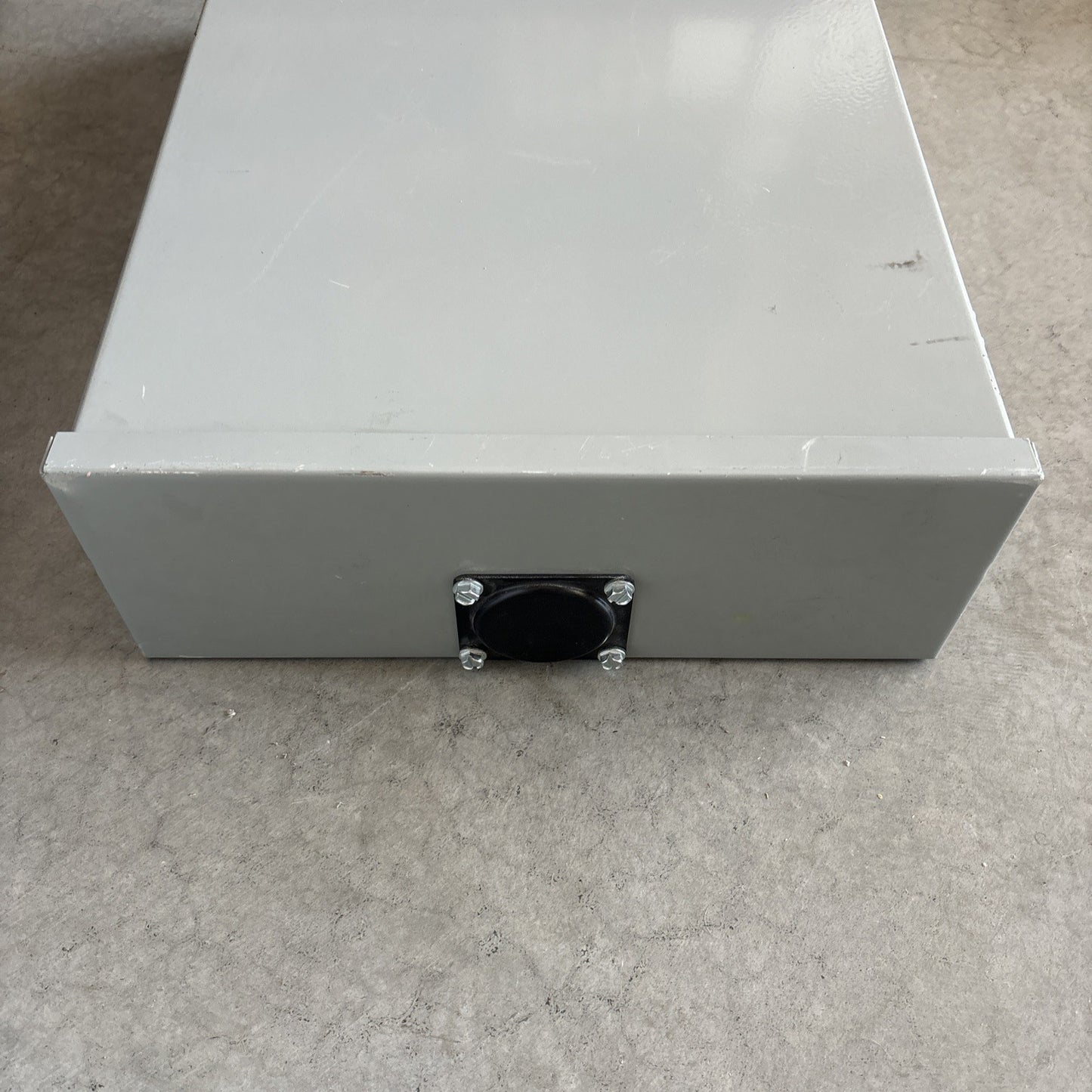 Eaton CHP24L125R Load Center Main Lug 125A 120/240V 1 P 24 Spaces 48 Circuits7