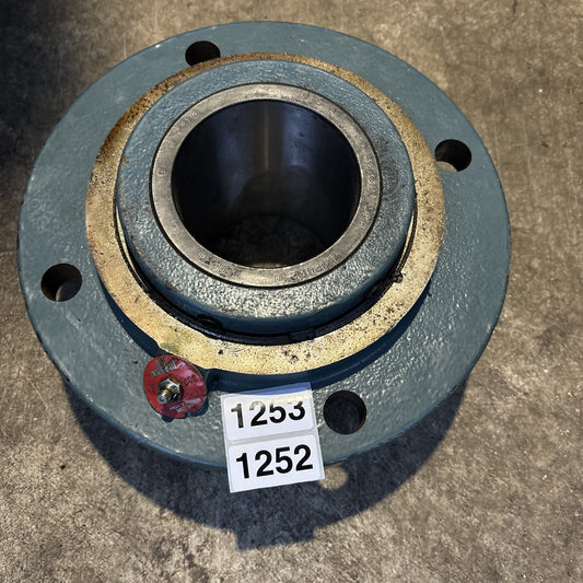 DODGE E 307R FLANGE BEARING 3 7/16"ID 10 1/4"OD 0231410