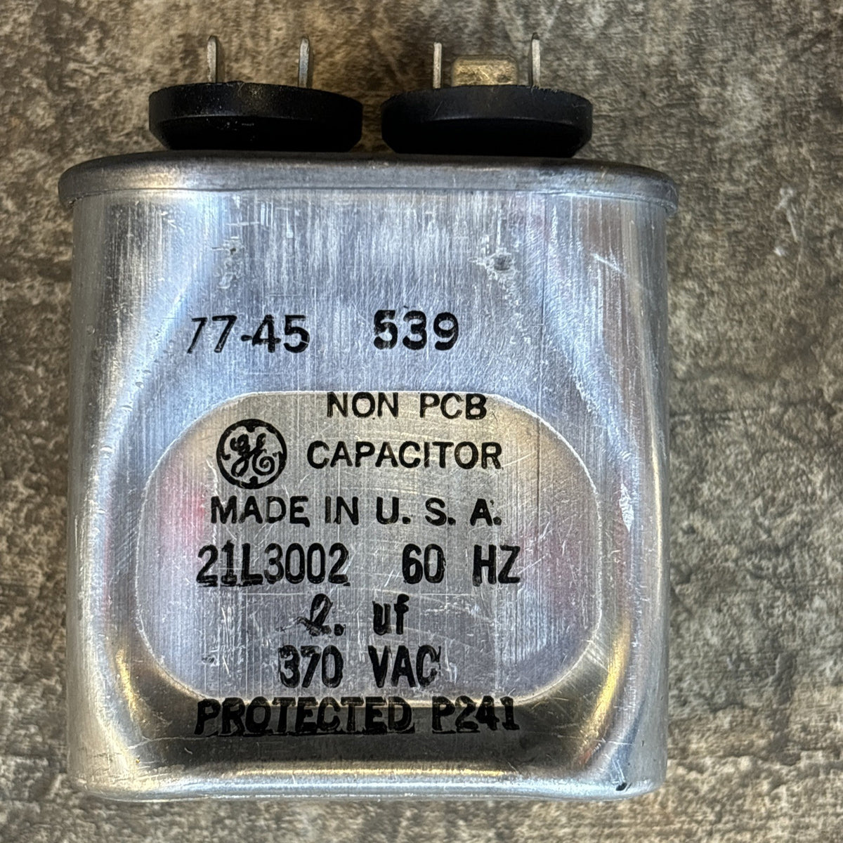 Lot Of 2 General Electric 2UF 21L3002 370VAC Motor Run GE Capacitor1