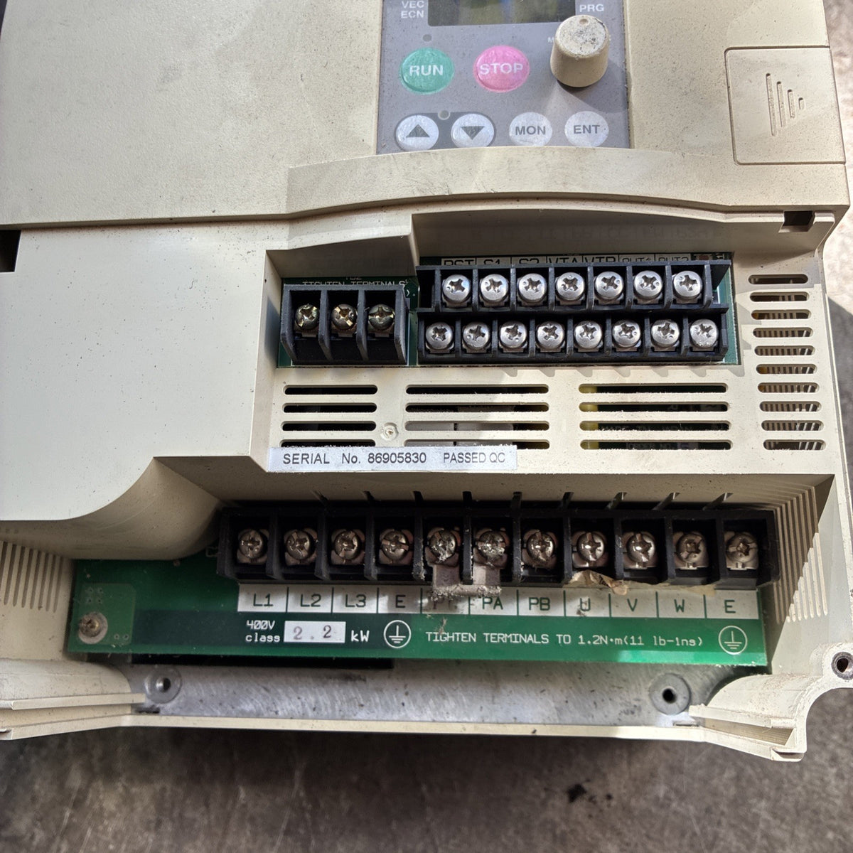 TOSHIBA VFS7 4022UPL / VFS74022UPL Transistor Inverter (USED, GOOD)1